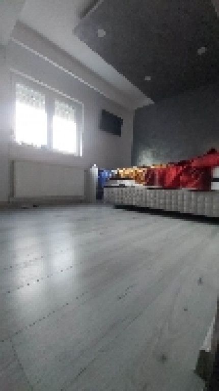 Casa P+1 ,zona Antiaeriana - Poză 3