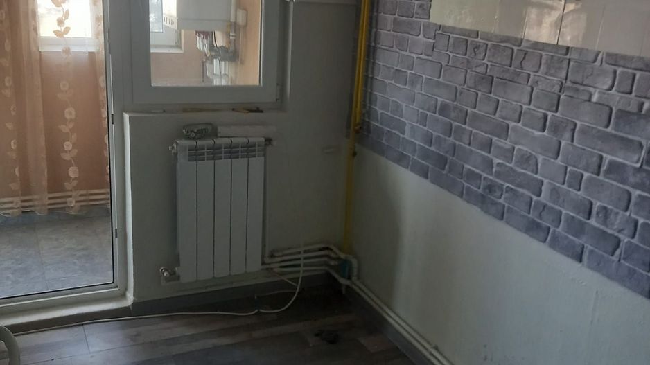 Apartament 3 camere Tiglina 2,et 1 - Poză 4