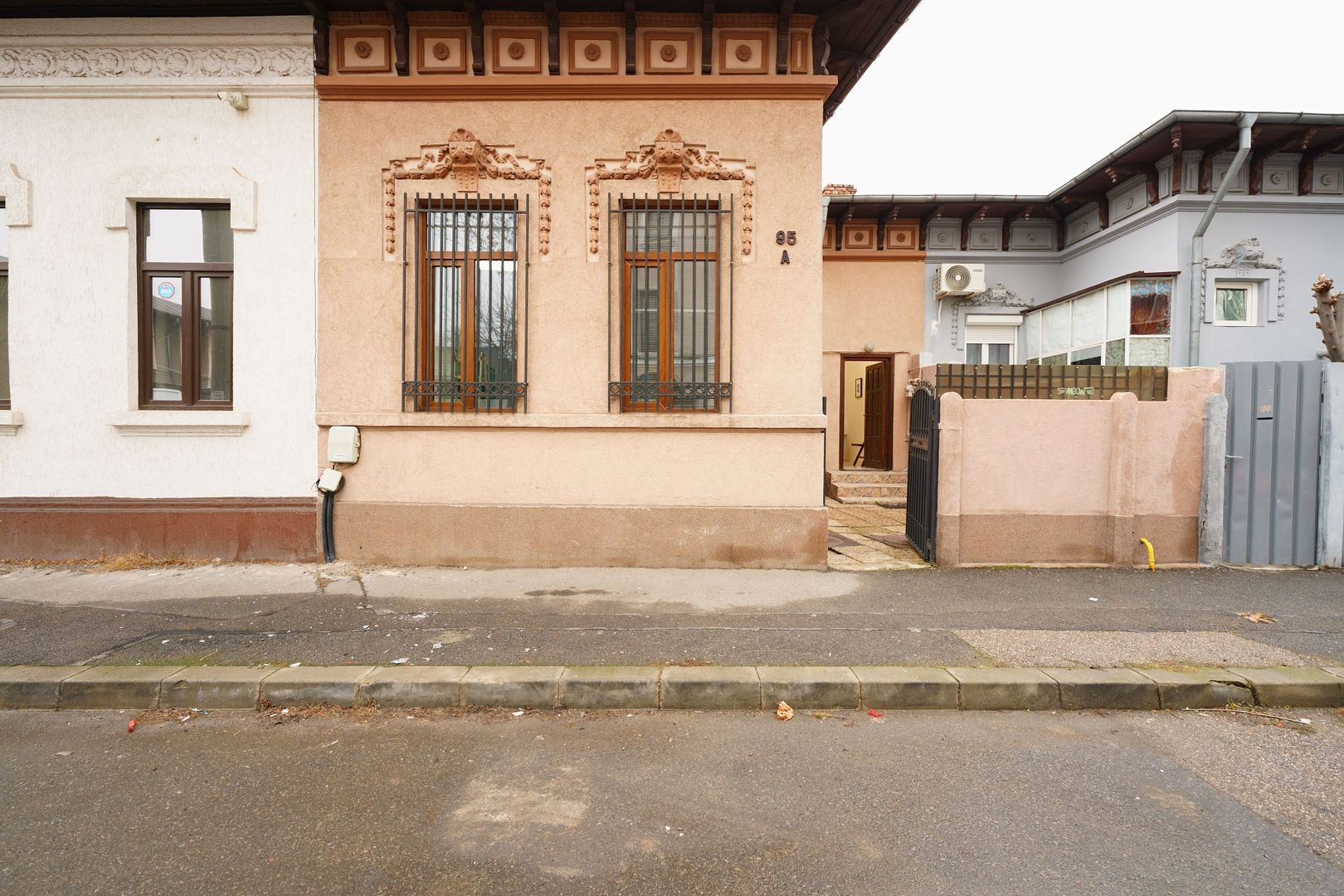 Casa, Hala Traian, ideal cabinet stomatologic - Poză 3