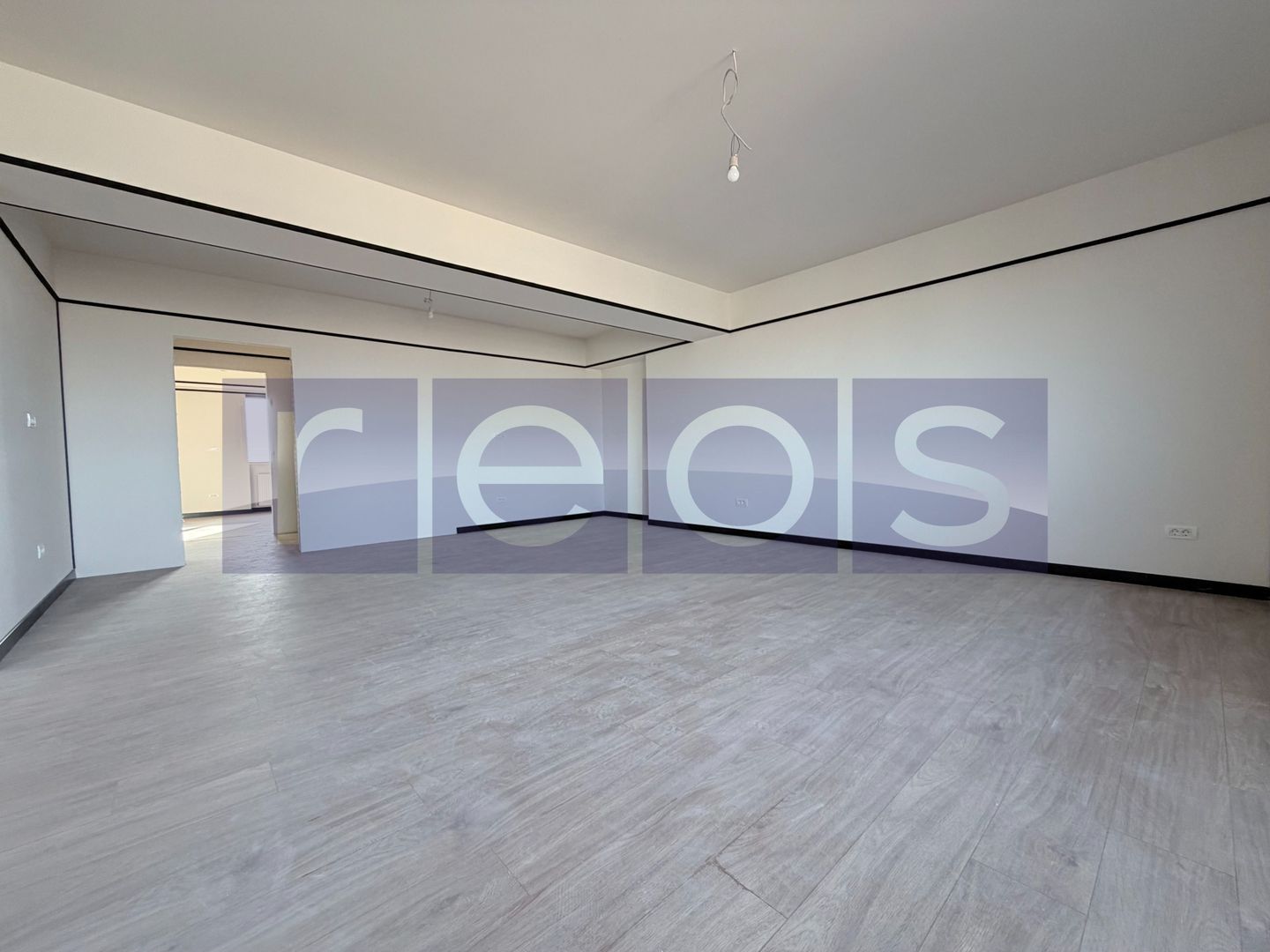 VANZARE APARTAMENT SPATIOS | 94 MP UTILI | TERASA PANORAMICA | VOLUNTARI - Poză 3