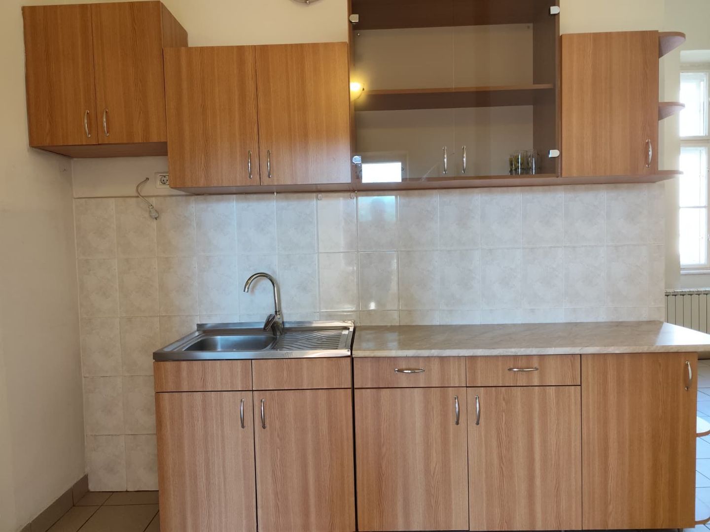 Apartament de vanzare situat ultracentral, langa Lic. E. Gojdu, Oradea - Poză 9