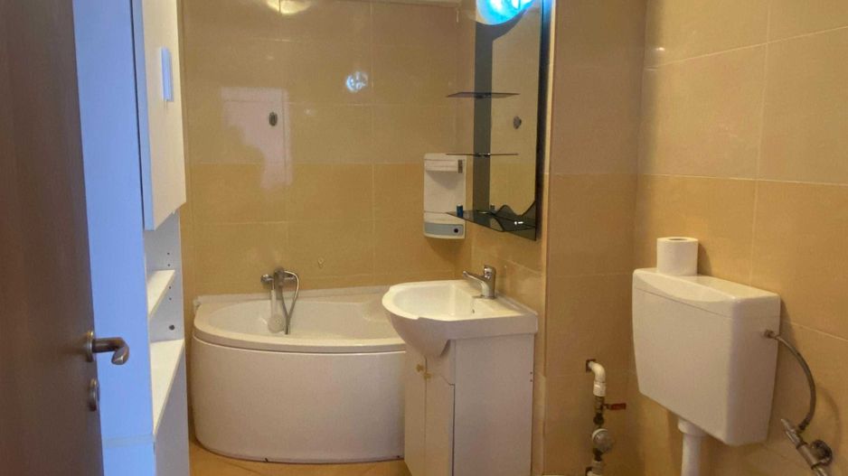 Închiriere 🏡 Apartament 2 camere, 56 mp, decomandat, etaj 1, Strada Atleților - Poză 5