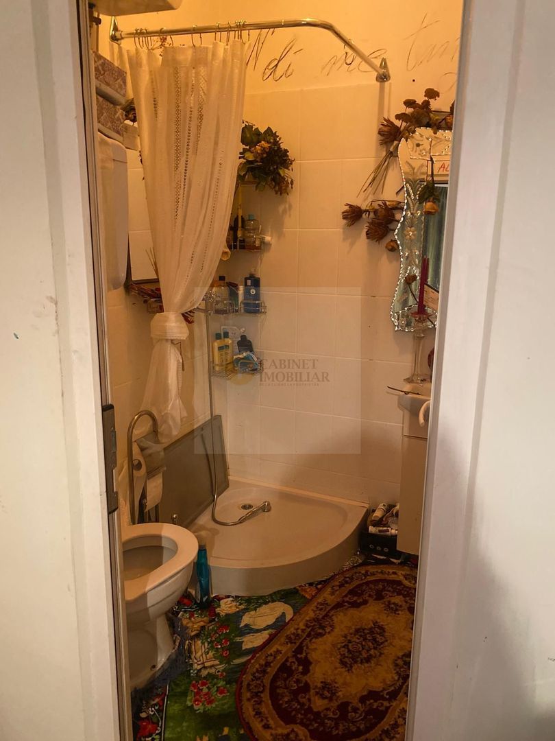 Garsoniera  | Vedere catre bulevard  |  Kogalniceanu - Cismigiu - Poză 6