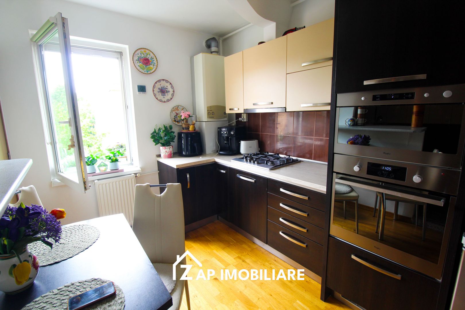 Magurei - Apt 80 mp - 3 camere - 2 bai - decomandat - modern - Poză 3
