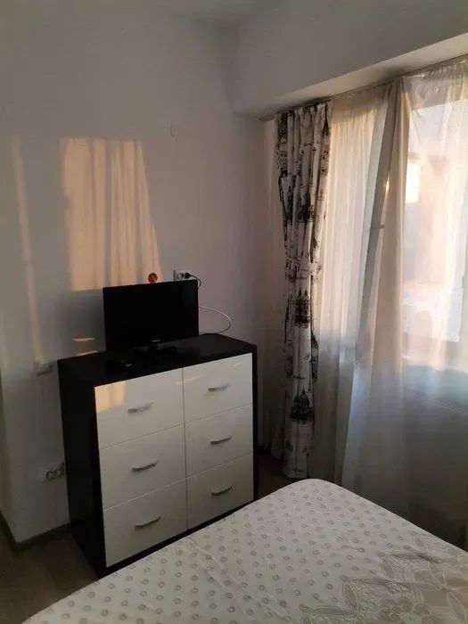 Apartament 2 camere decomandat 430 euro Canta Pacurari - Poză 6