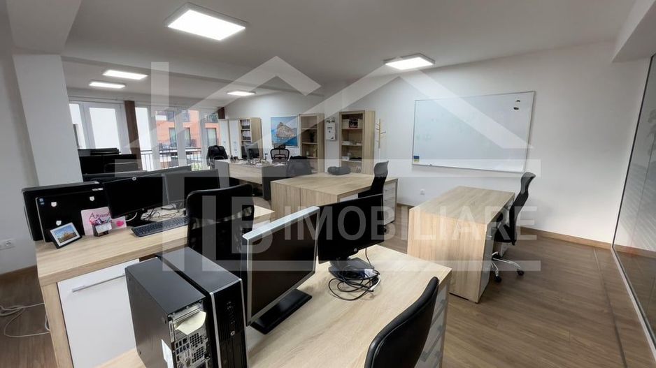 Spatiu de inchiriat, 95mp, terasa, Zona Ultra-Central - Poză 1