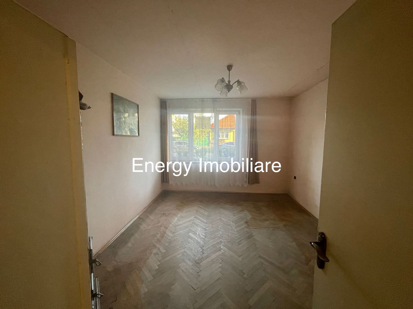 Apartament cu 2 camere, zona Piața Armatei - Poză 2