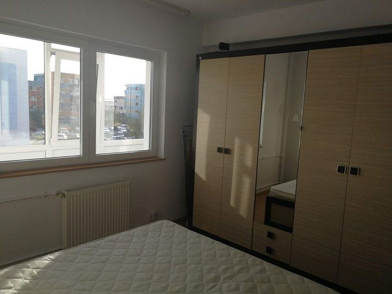 Apartament 2 camere Parc Brancusi, 2/4, dec, mobilat si utilat - Poză 3