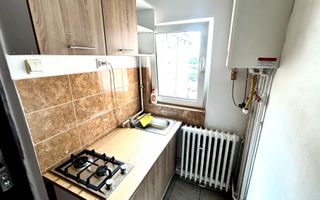 Garsonieră | Mobilată și utilată | Centrală proprie | Broscarie - Poză 5