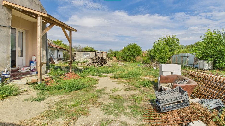 Casă spatioasă și solidă în Pecica - Poză 11