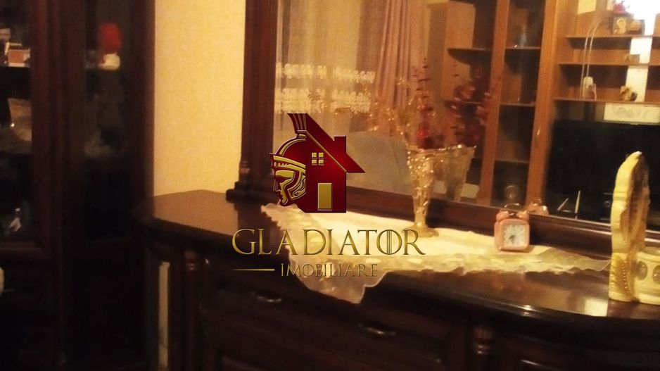 Tg Cucu - Podu de Fier, Str. Cucu Apartament 3 camere, zona centrala - Poză 5