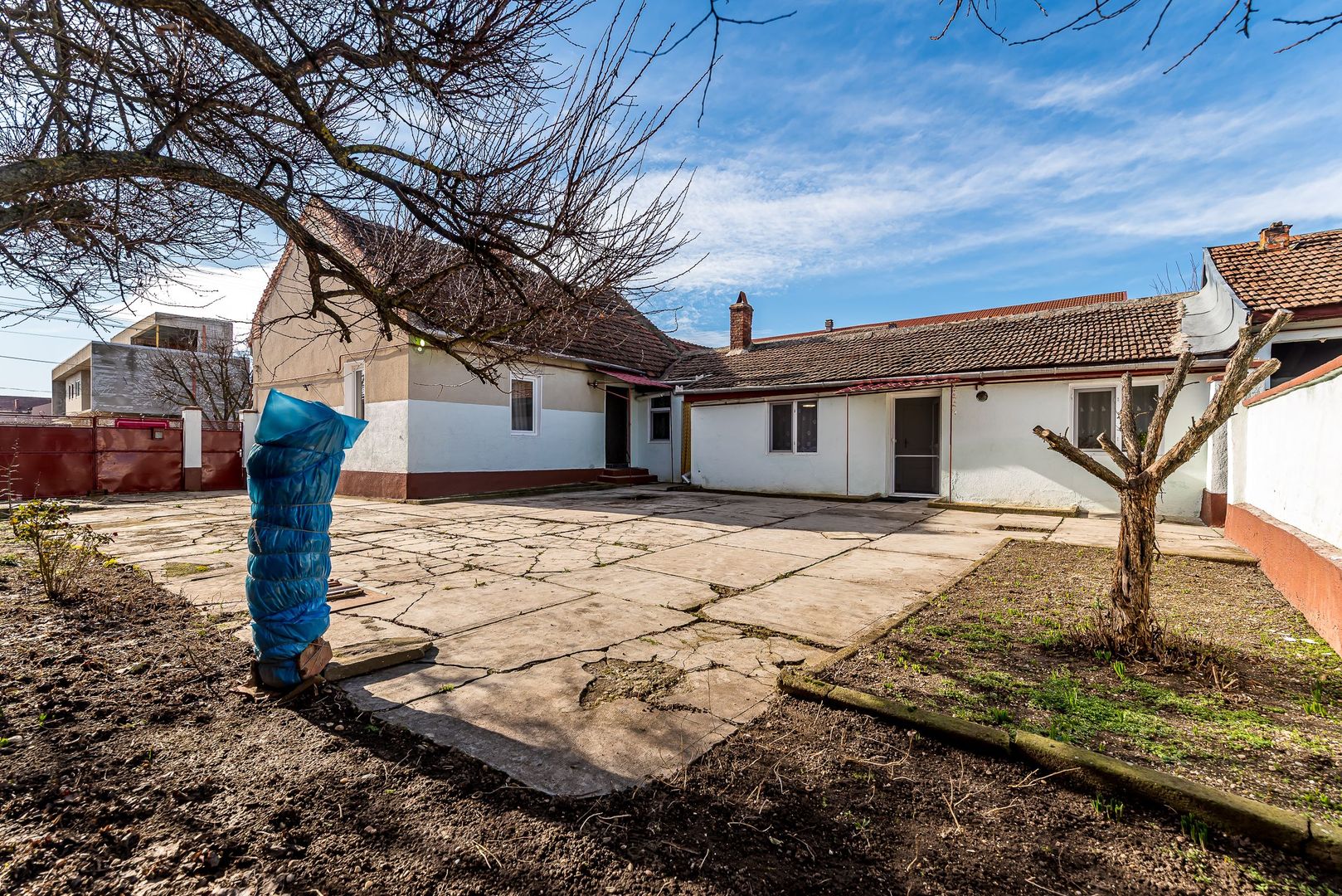 REZERVAT!Casă cu teren 846 mp Micalaca, Strada Lipovei. - Poză 2