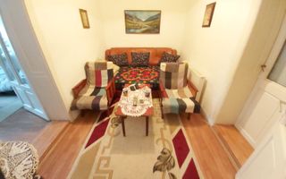 Casa de vanzare cu teren generos - Poză 4