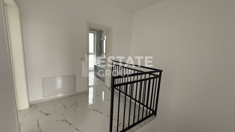 Duplex cu 5 camere in Dumbravita - Poză 9