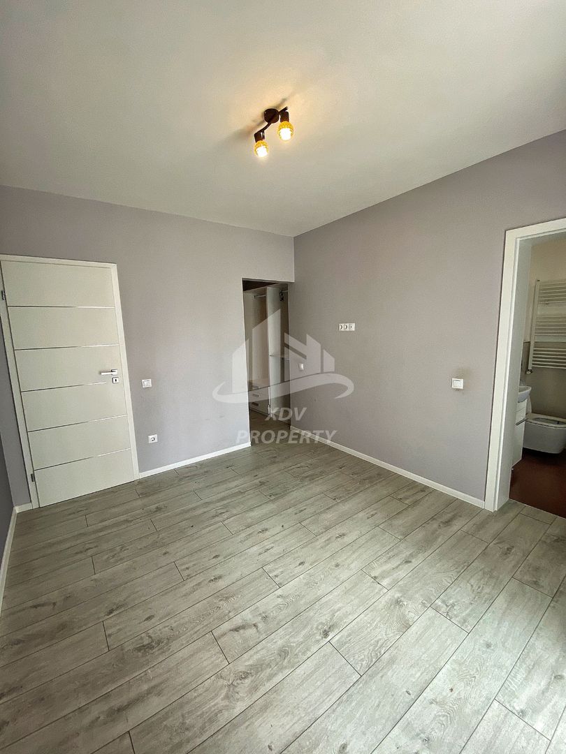 Apartament 4 camere decomandate , 2 bai, 2 balcoane,  90mpu, Sibiu - Poză 10
