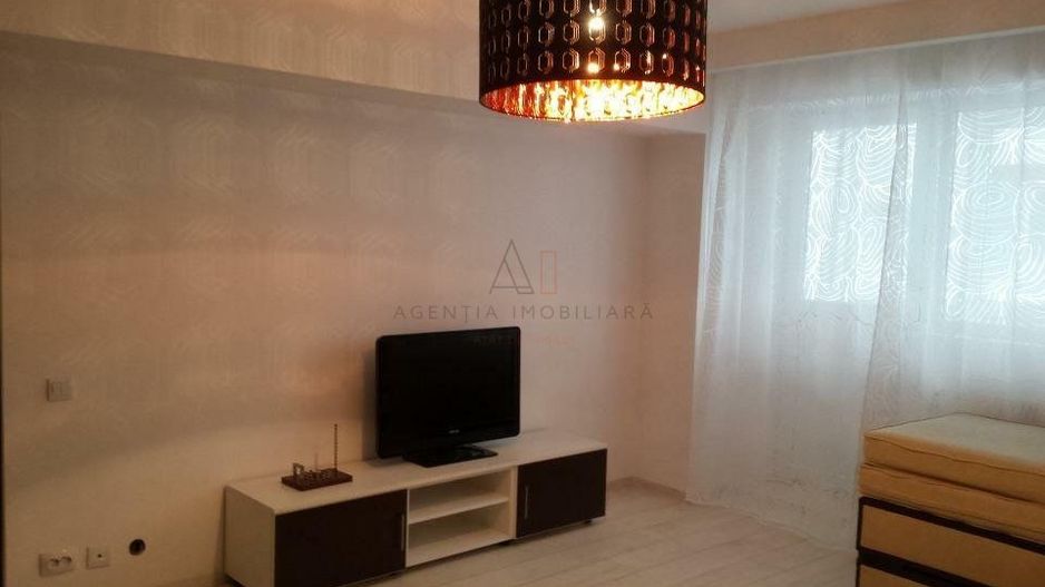 2 Camere Mihalache 1 Mai - Poză 1