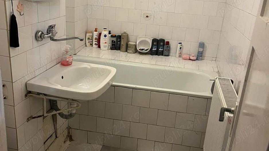 Vând apartament 2 camere, Carpați 2 - Poză 4