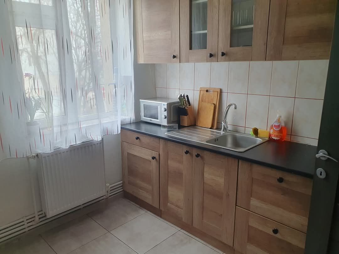 Apartament 3 camere/et 2/62 mp/ 70000E neg - Poză 3