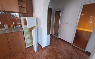 2 cam decomandat Calea Aradului , 500 m de Iulius Town - Poză 2