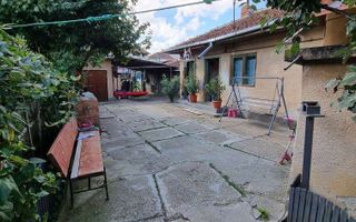 Vand casa cu etaj in zona Titulescu - Poză 7