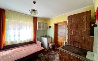 Casă cu teren 400 mp în oraș Gura Humorului - Poză 7