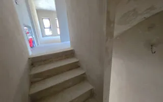 Duplex semifinisat, 4 camere,  250 mp teren, zona Schit - Poză 15