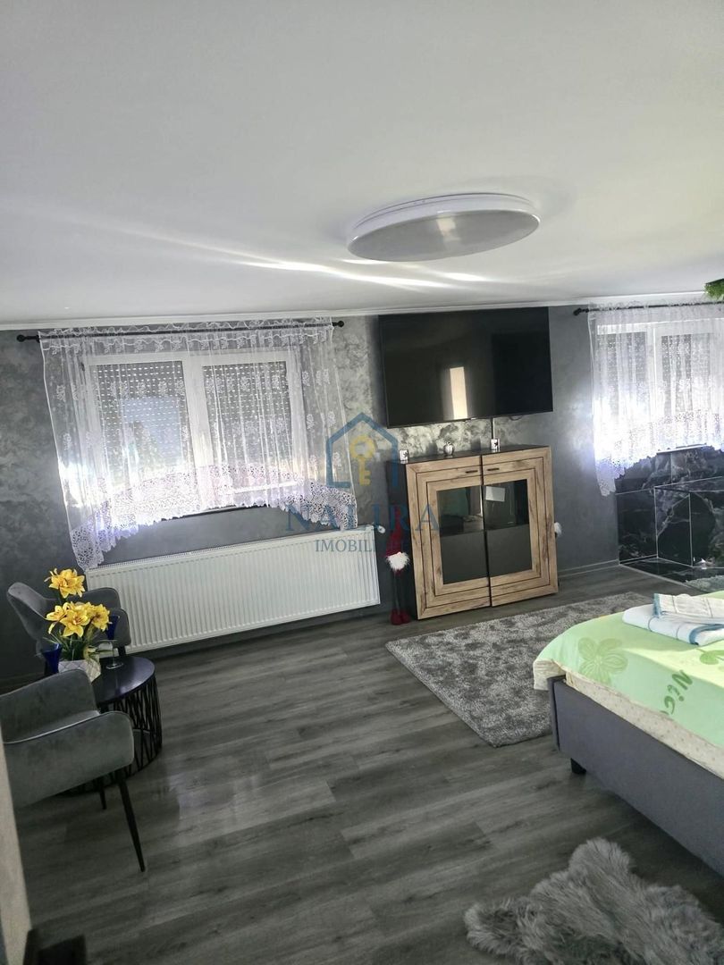 Casa de vanzare Busag - 5 camere - Poză 11