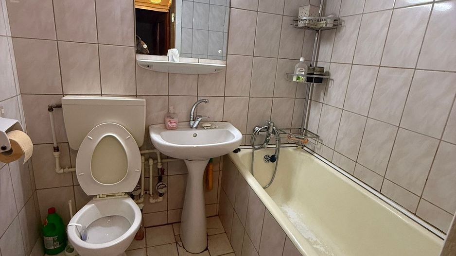 Apartament cu trei camere, Brancoveanu, 130.000€ - Poză 10