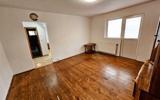 Apartament 2 camere, 52 mp, parter înalt, cu balcon, zona Cetate - Poză 3