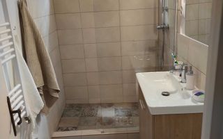 # inchiriez apartament 2 camere - Poză 4