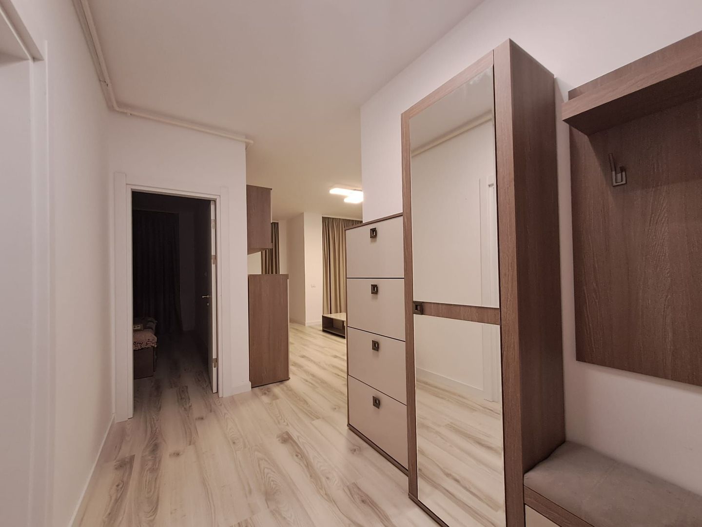 Ap2Cam|Parcare,AerConditionat,Centrala,Mob+Ut,ImobilNou|CampeadorCity. - Poză 17