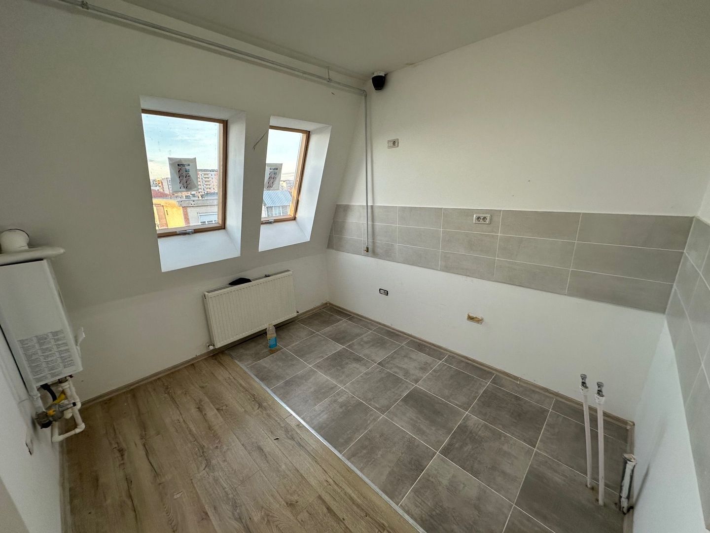 Apartment 3 camere 75 mp utili - Poză 2