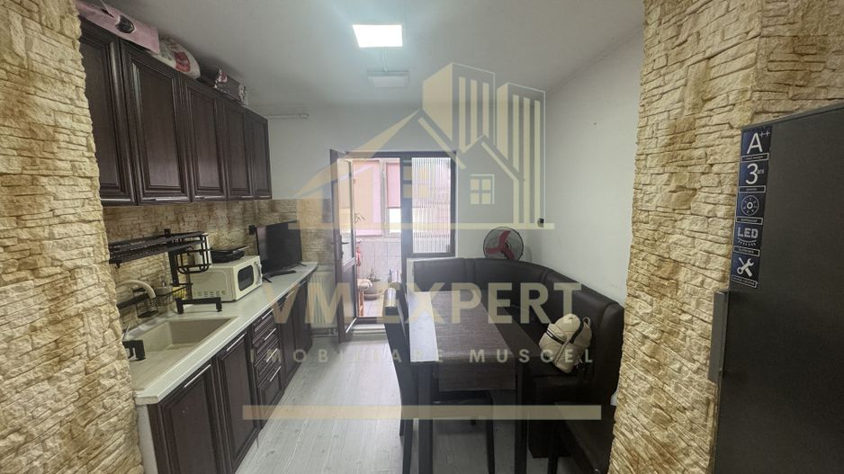 APARTAMENT 2 CAMERE ETAJ 4 CAMPULUNG GRUI - Poză 24