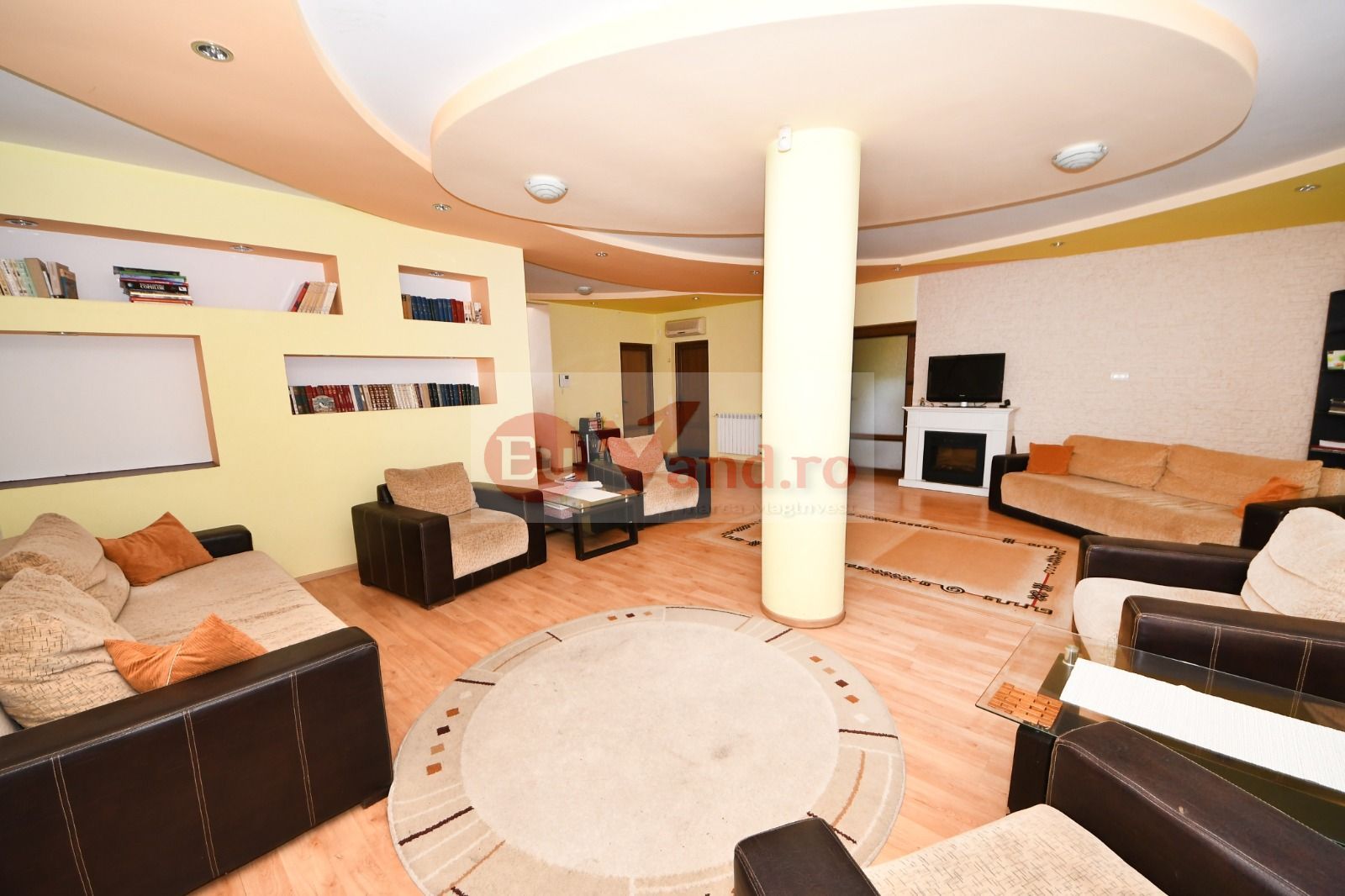 Vila spatioasa, pretabil pentru locuit/clinica, zona Micro 17 – Galati - Poză 21