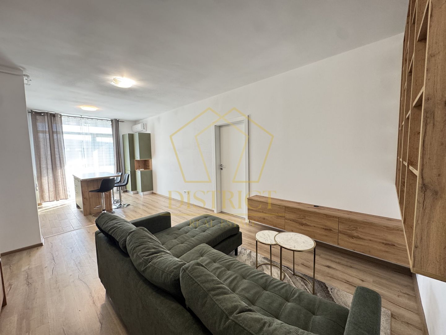 Com 0% Apartament cu 3 camere, mobilat, loc de parcare | Vivalia - Poză 2