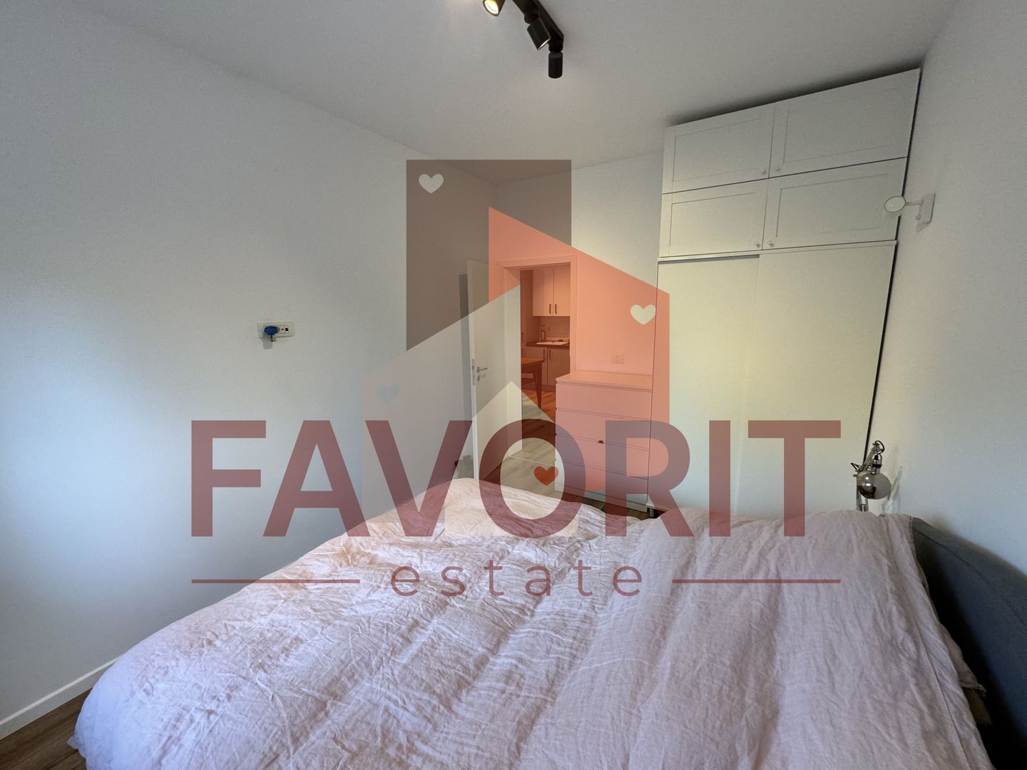 Gradina proprie. Mobilat si utilat. 3 locuri de parcare. Timisoara Aradului - Poză 11