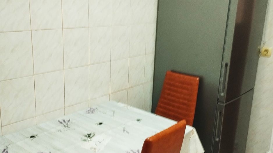 3 camere Brancoveanu - Secuilor - 2 gr. sanit., bloc 1986,loc parcare! - Poză 16