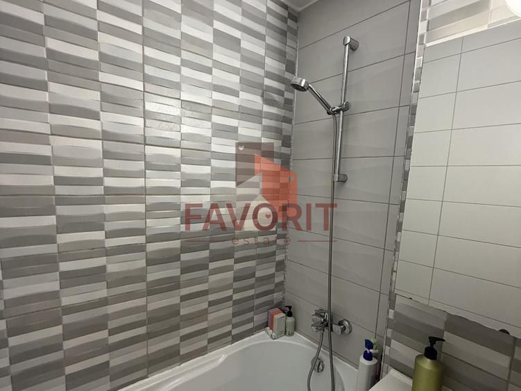 Aradului 3 camere decomandat, 2 bai, etaj 1 - Poză 15