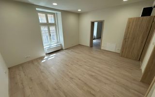 Spatii de birouri Ultracentral suprafață  de 67.6  mp - Poză 1
