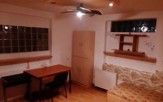 #, loc în cameră cu 2 paturi, pentru o fatâ, la parter vilă, Centru, lângă UMF N.Leon - Poză 1