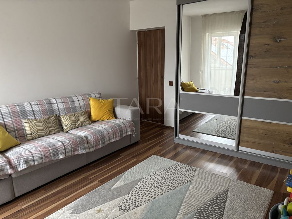 Apartament de vânzare cu 2 camere în Florești. - Poză 1