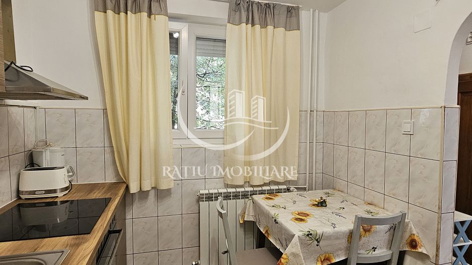 Apartament cu 2 camere | Etajul 1 | Central | Oradea - Poză 11