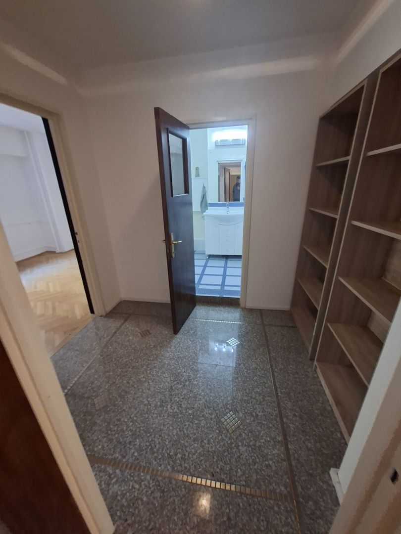 Apartament de inchiriat 3 camere Ultracentral Metrou Universitate L349 - Poză 11