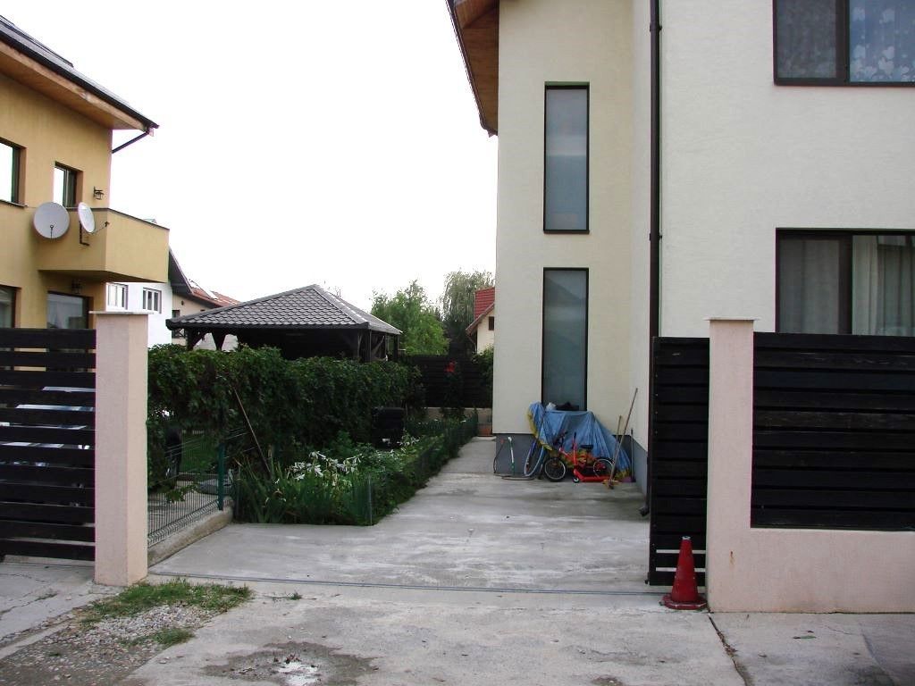 Vanzare vila individuala | 6 camere | Otopeni | Panouri solare - Poză 18