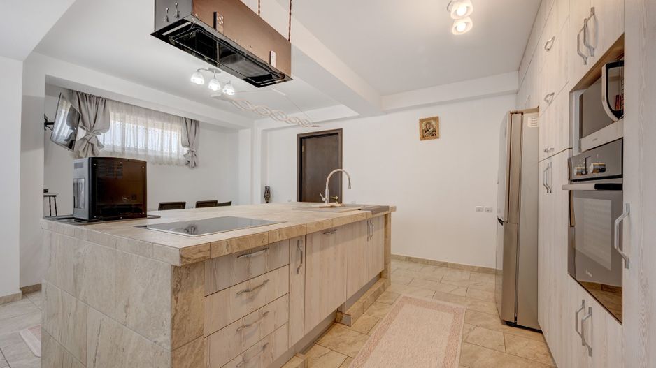 SI CASA SI AFACERE totul sub același acoperiș in Sector 5/Sălaj - LIDL - Poză 57