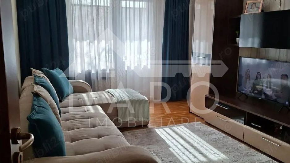 Vand apartament cu 3 camere in Tudor,strada Livezeni. - Poză 1