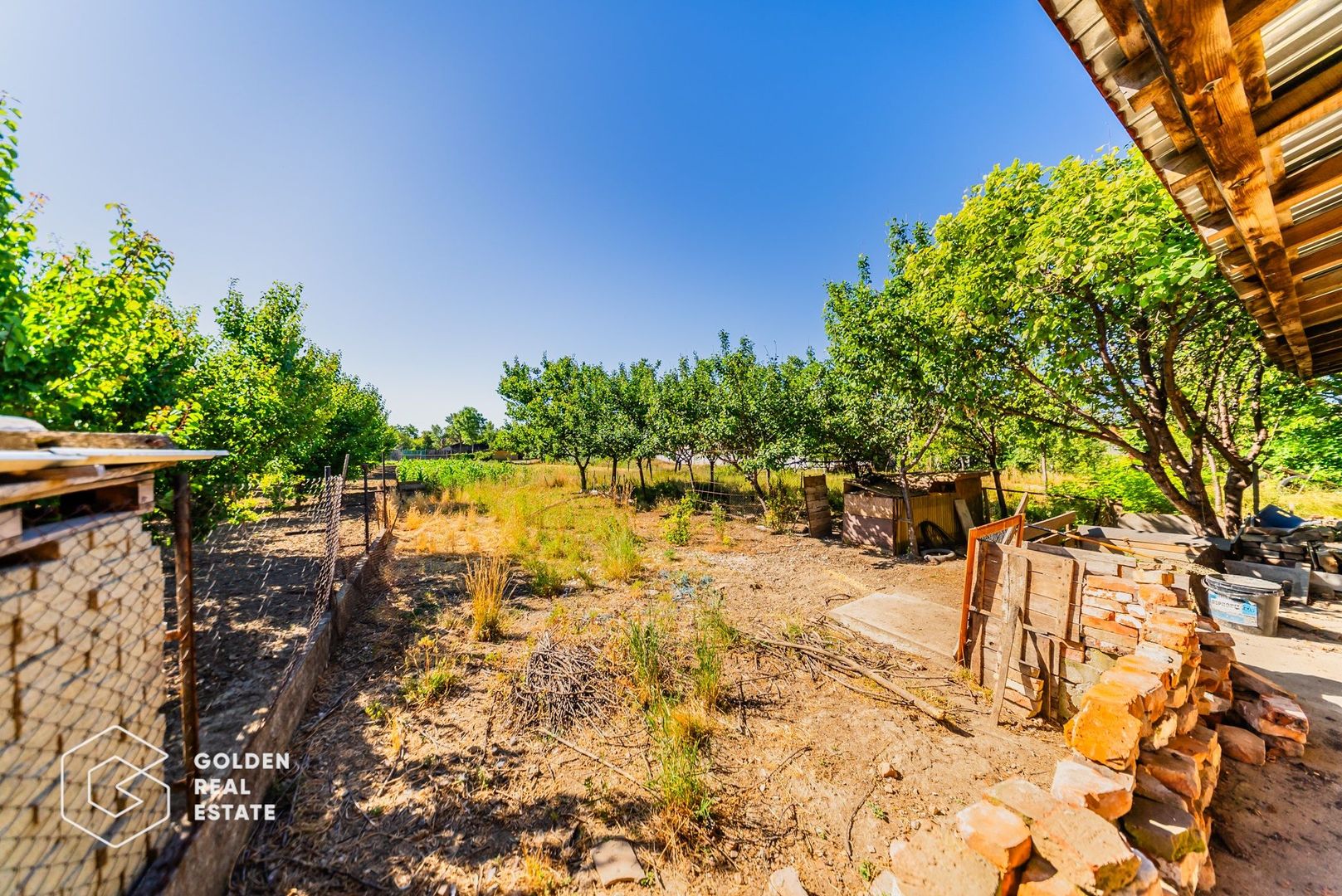 Casa situata in Pecica, 1602 mp - Poză 23