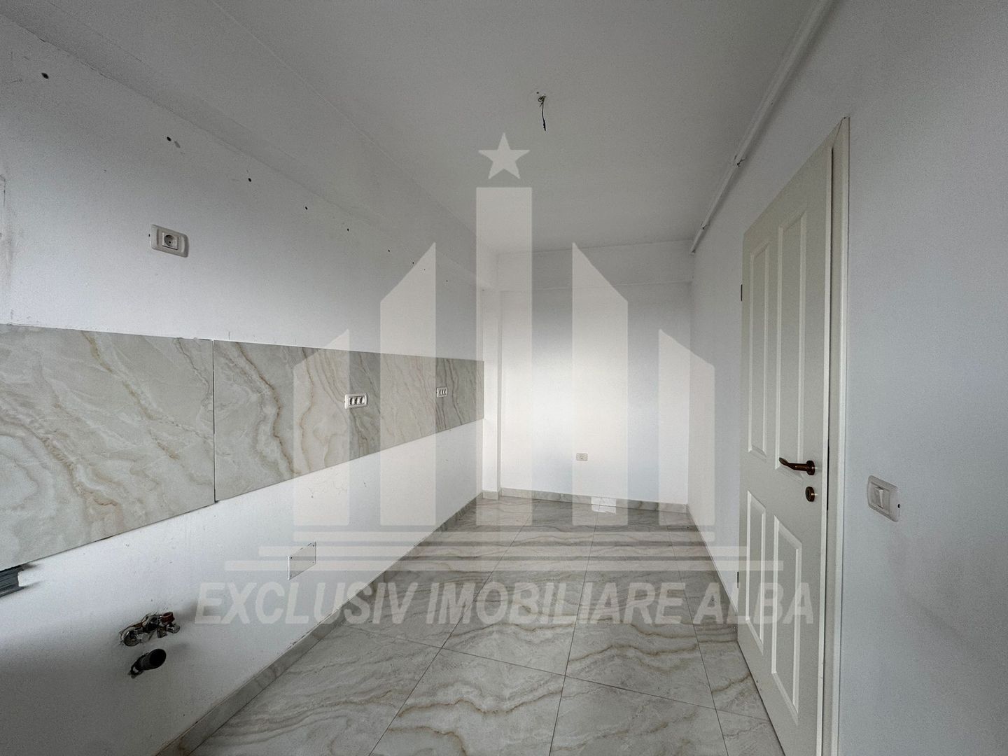 Apartament cu 2 camere de vanzare, Maieri - Poză 4