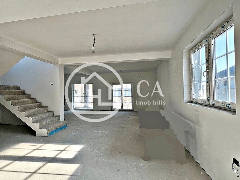 Casă de vânzare P+E cu 4 camere în zona Nufărul, Oradea - Poză 8