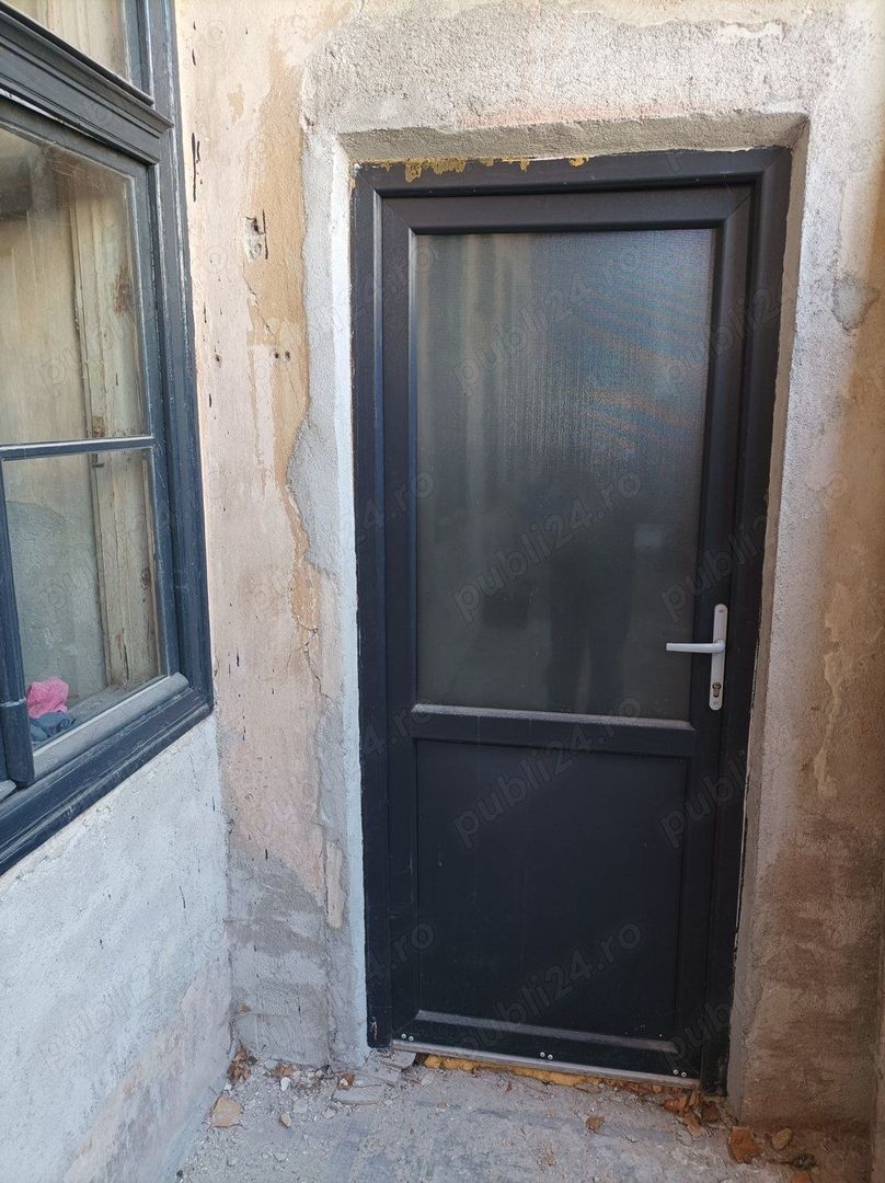 Vand apartament la parter in zona ultracentrala Satu Mare - Poză 4